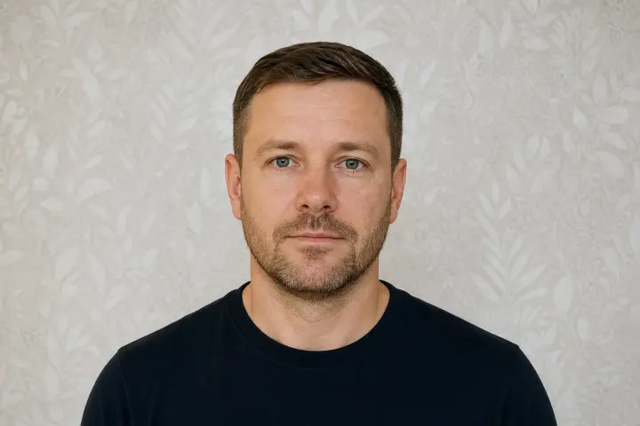 Portrait before changing the background to white